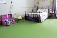 Vinylová podlaha Gerflor Taralay Libertex 2250 Reflect Forest v dětském pokoji - vzorkovna Praha